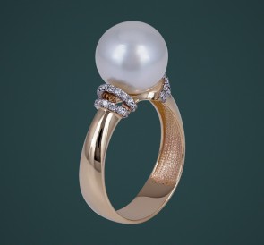 Кольцо с жемчугом бриллианты к-110658жб: белый морской жемчуг, золото 585°